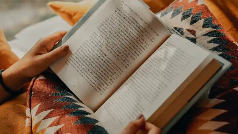 book260825
