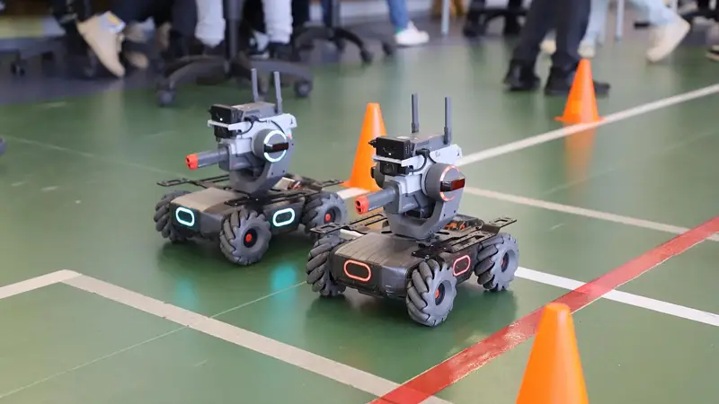 robo281025